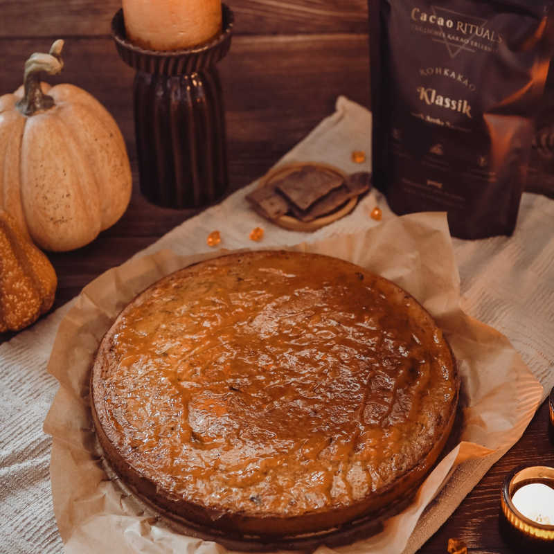 Saftiger Kürbiskuchen mit Rohkakao 🎃🍂🍫
