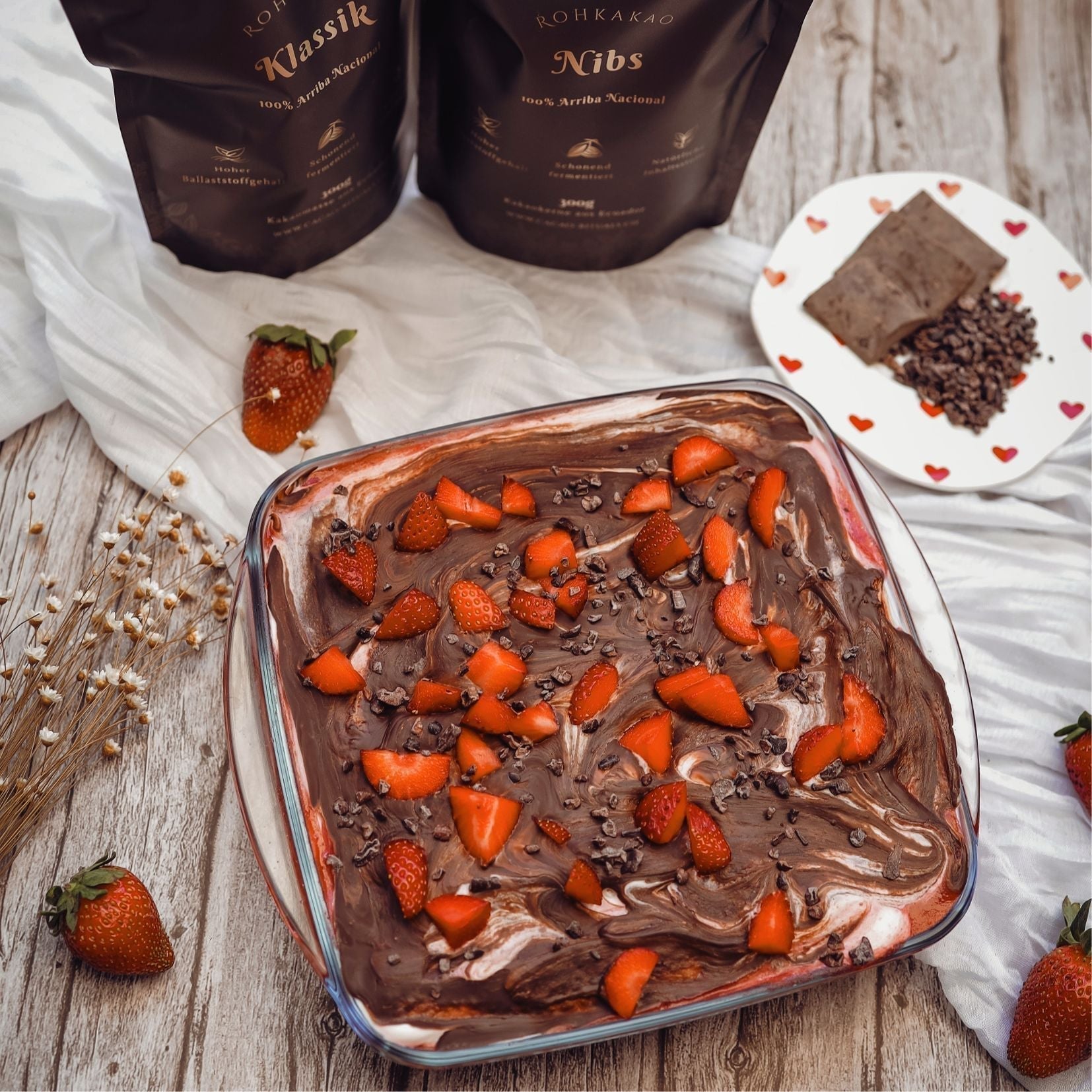 🍓Sommerliebe – Erdbeer-Tiramisu mit Rohkakao ❤️